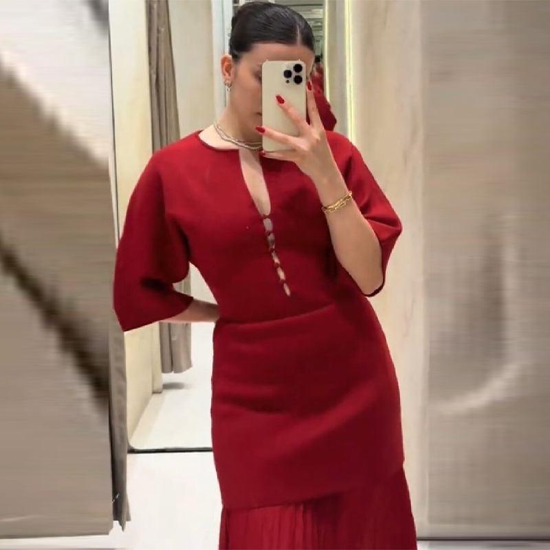 女性のエレガントなバーガンディプリーツマキシドレスシックなス - Women Formal Wear With Skirt のレビューと価格
